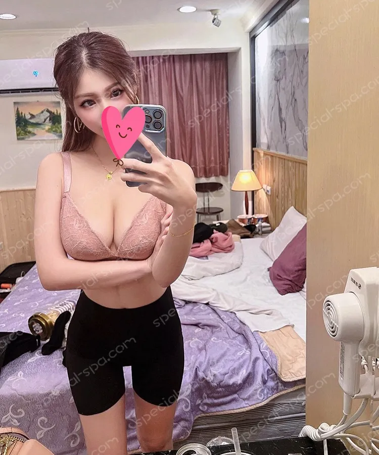 按摩師涵涵日常照片