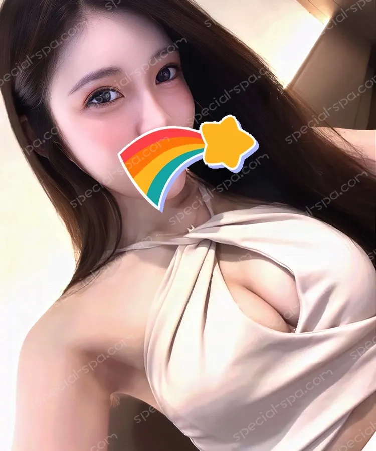 按摩師依依日常照片