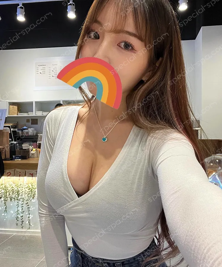 按摩師奶昔日常照片