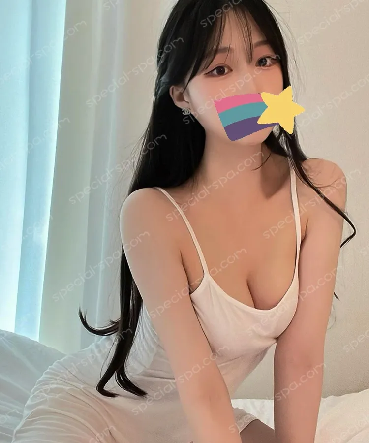 按摩師依依日常照片