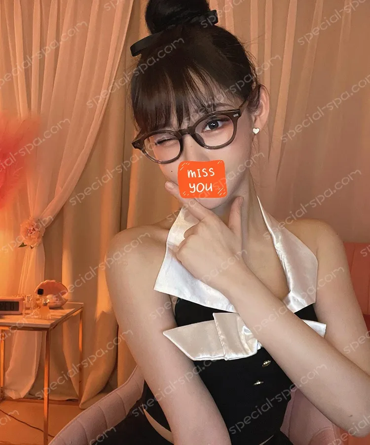 按摩師亞希日常照片