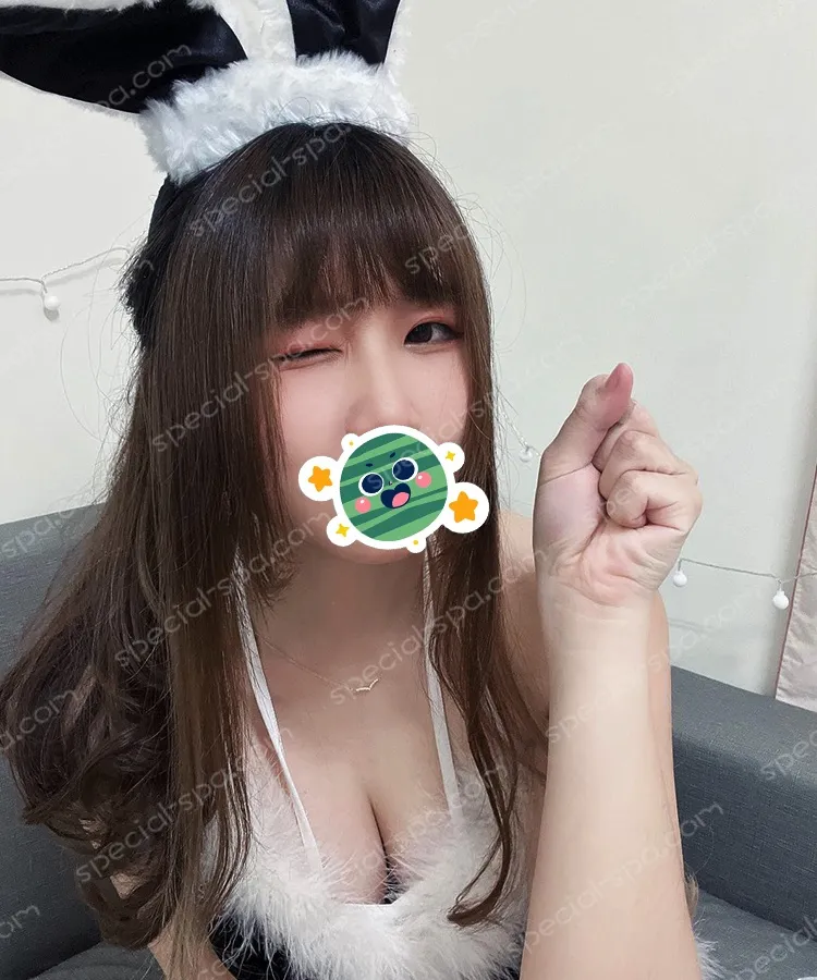 按摩師言言日常照片