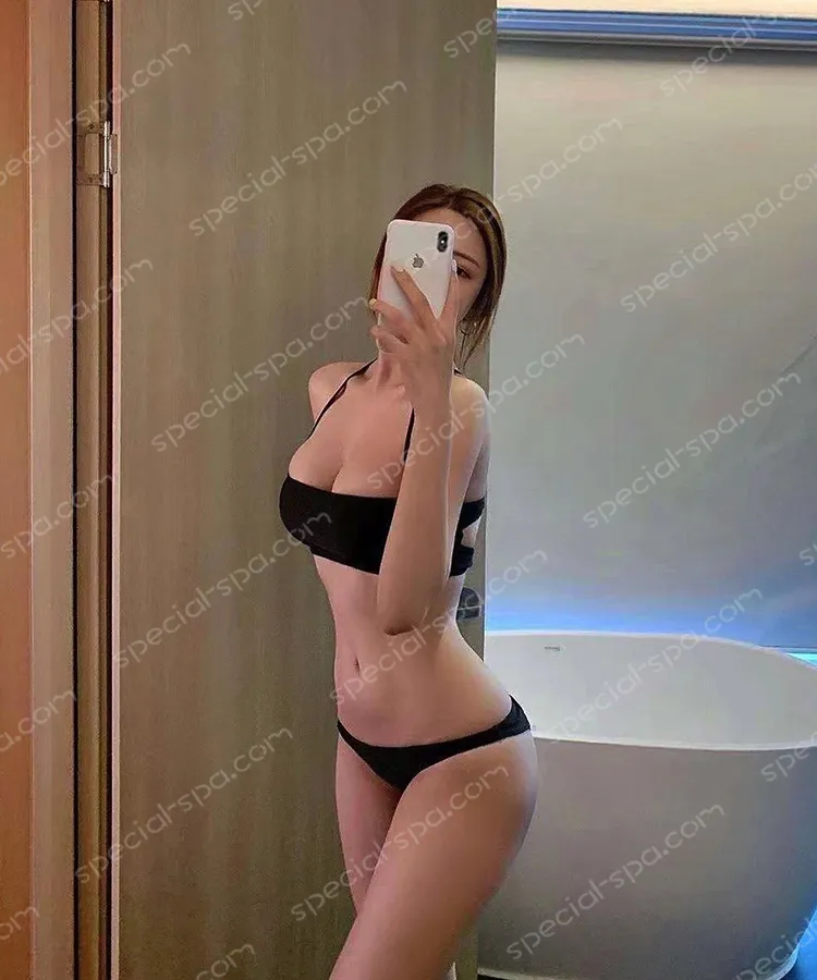 按摩師傾城日常照片