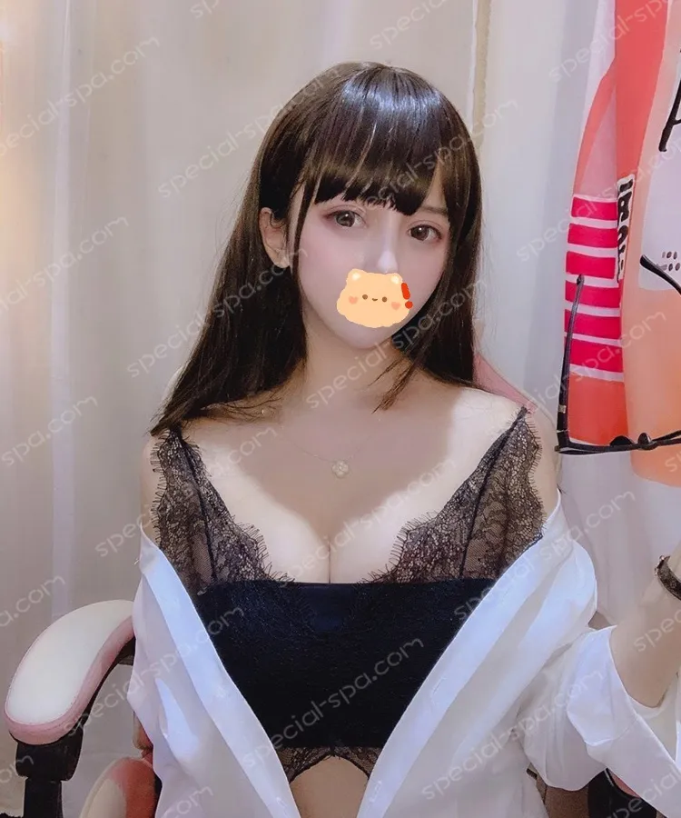 按摩師艾芯日常照片