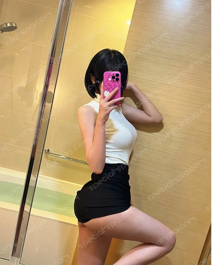 按摩師菲妮日常照片