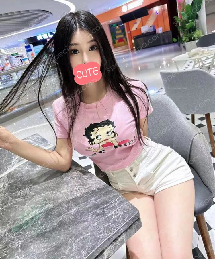 按摩師允兒日常照片