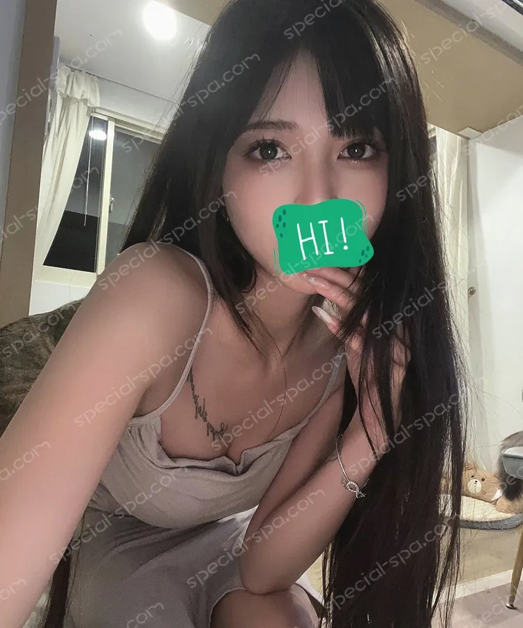 按摩師蘿伊日常照片