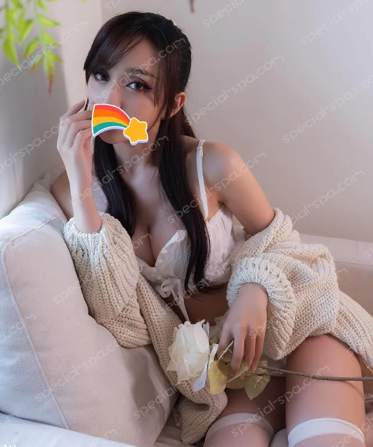 按摩師李芯日常照片