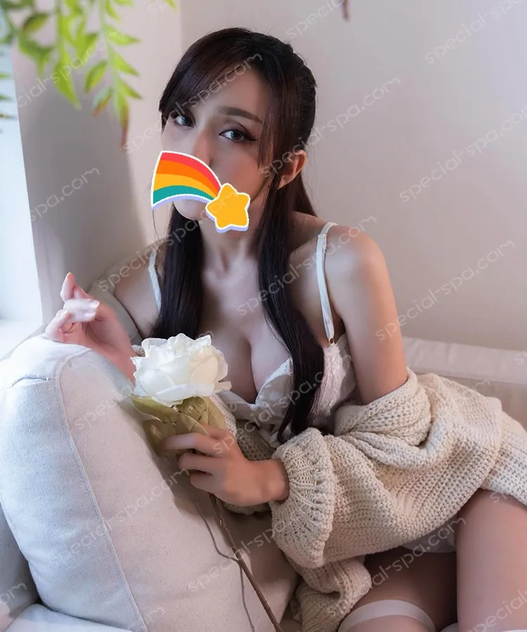 按摩師李芯日常照片