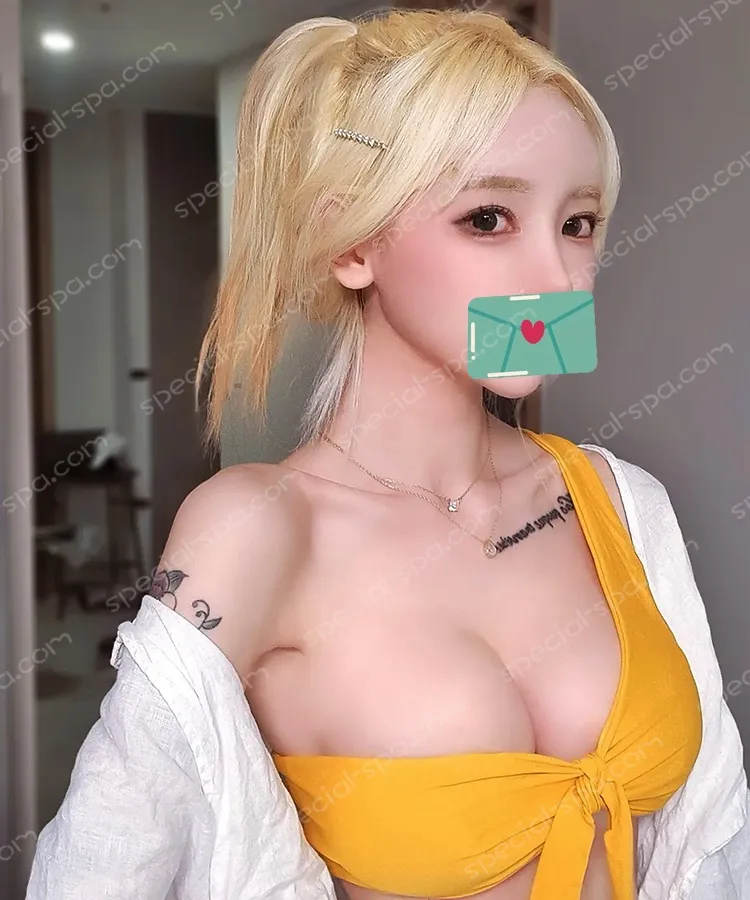 按摩師小可日常照片