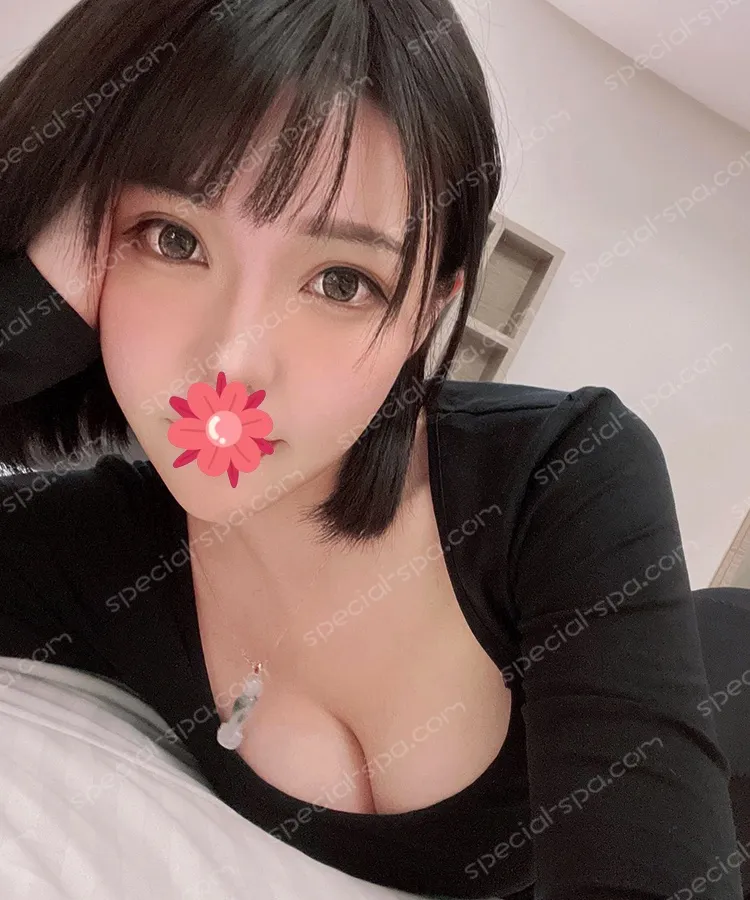 左左